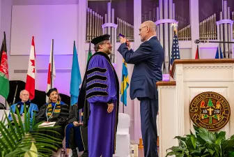 President Peede and Jim Hess during the investiture ceremony