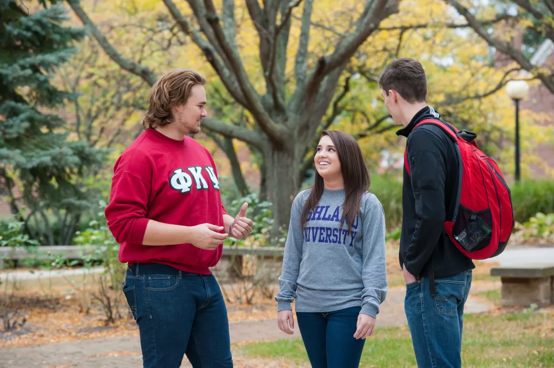 Transfer student getting a tour of campus