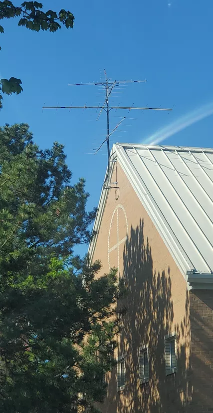 Motus Wildlife Tracking System tower at the Avon Lake Library in Lorain County